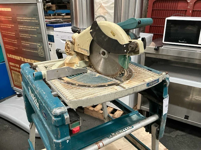2015 makita lf 1000 tafelcirkelzaagmachine - afbeelding 6 van  7