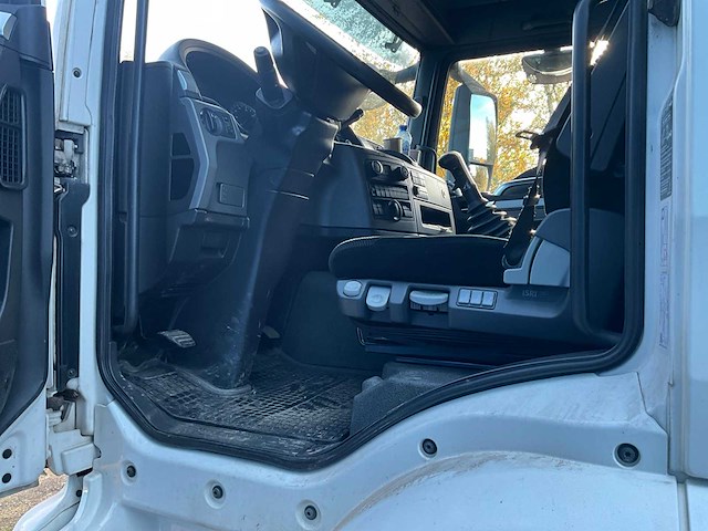 2015 man tgs kraanvrachtwagen met kraan hiab en aanhangwagen pacton - afbeelding 4 van  107