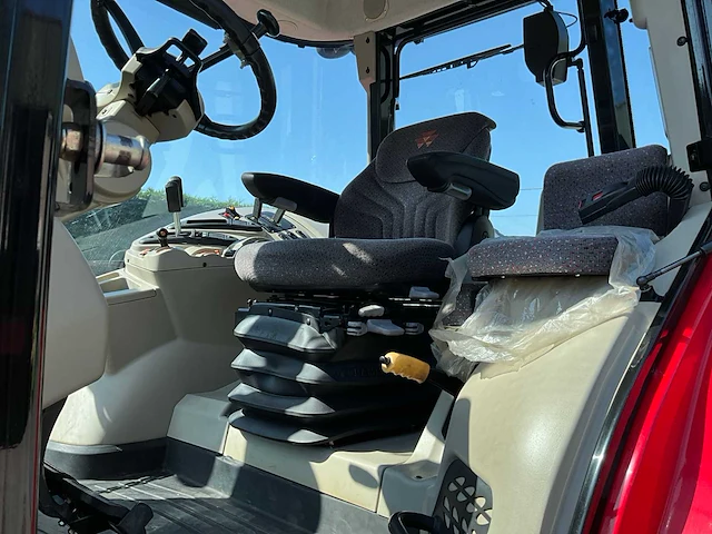 2015 massey ferguson 6616 vierwielaangedreven landbouwtractoren - afbeelding 3 van  31