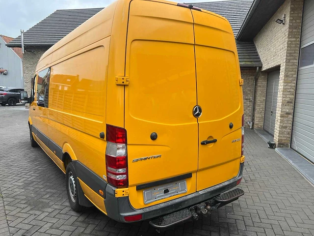 2015 mercedes-benz 316 cdi - lichte vrachtwagen - afbeelding 11 van  14