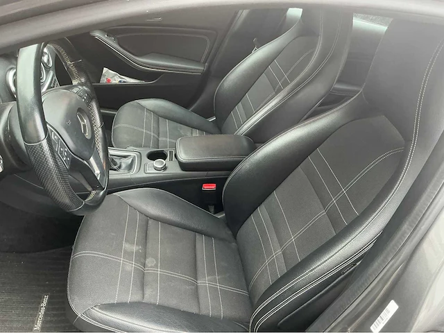2015 mercedes-benz a 180 stationwagen personenauto - afbeelding 9 van  35