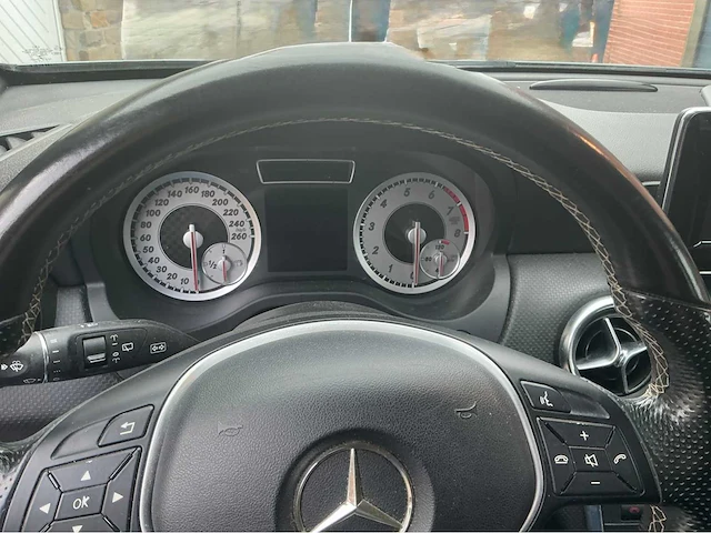 2015 mercedes-benz a 180 stationwagen personenauto - afbeelding 14 van  35