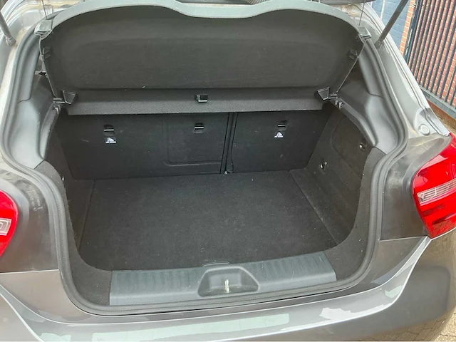 2015 mercedes-benz a 180 stationwagen personenauto - afbeelding 32 van  35