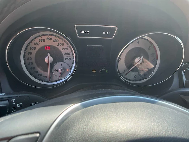 2015 mercedes-benz gla 200 cdi 4matic stationwagen - afbeelding 25 van  54