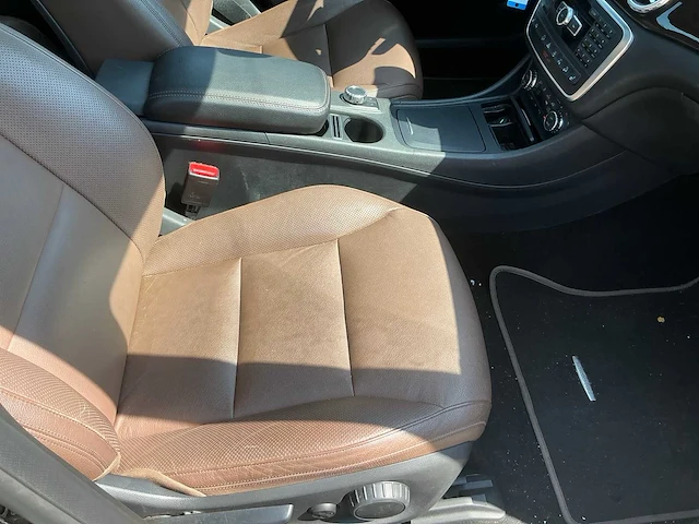 2015 mercedes-benz gla 200 cdi 4matic stationwagen - afbeelding 41 van  54