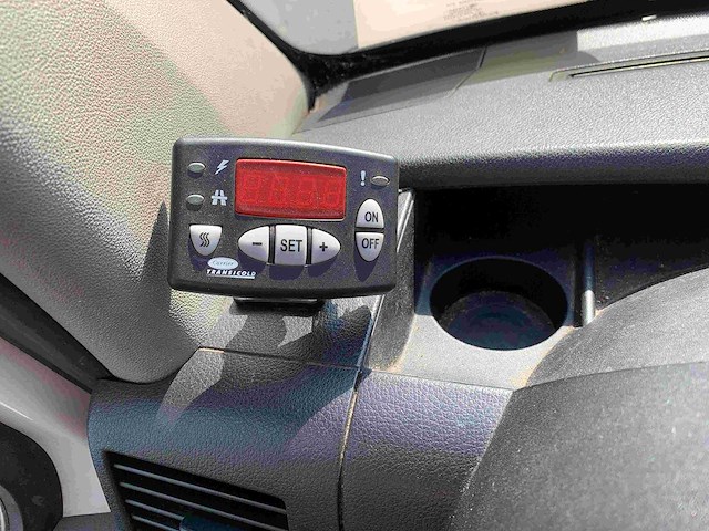 2015 mercedes-benz sprinter 313 cdi lichte vracht bestelwagen - afbeelding 4 van  36