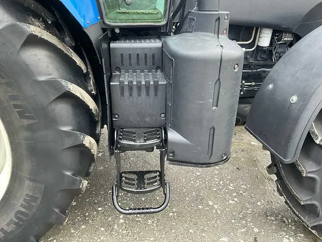 2015 new holland t7.210 vierwielaangedreven landbouwtractor - afbeelding 14 van  30