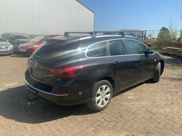 2015 opel astra sport tourer personenauto - afbeelding 21 van  25