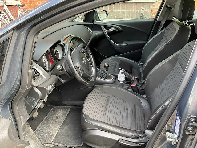 2015 opel astra sports tourer personenauto - afbeelding 8 van  32