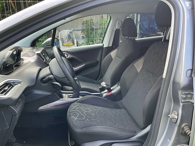 2015 peugeot 2008 - personenauto - afbeelding 17 van  51