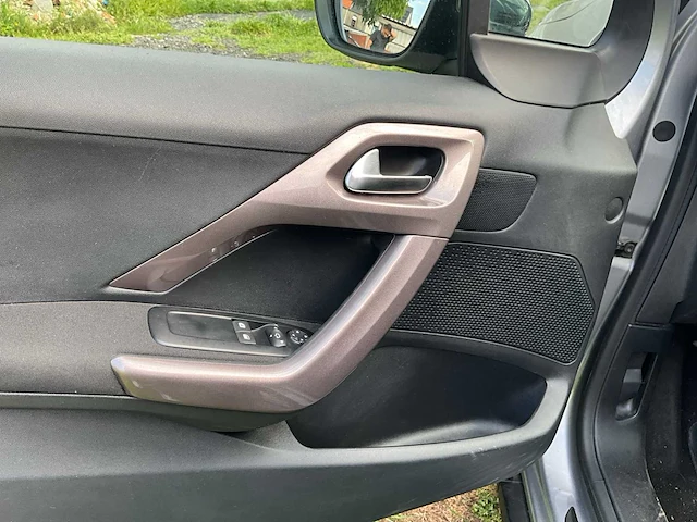 2015 peugeot 2008 - personenauto - afbeelding 18 van  51