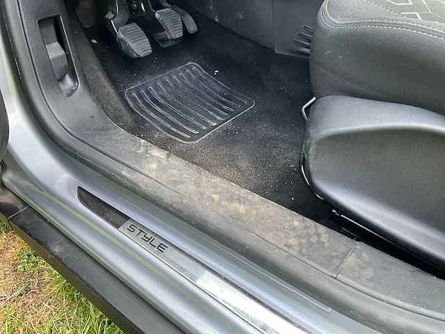 2015 peugeot 2008 - personenauto - afbeelding 19 van  51