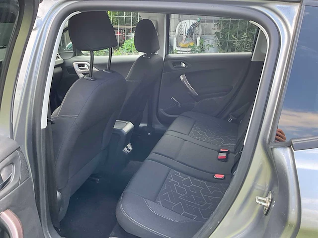 2015 peugeot 2008 - personenauto - afbeelding 33 van  51
