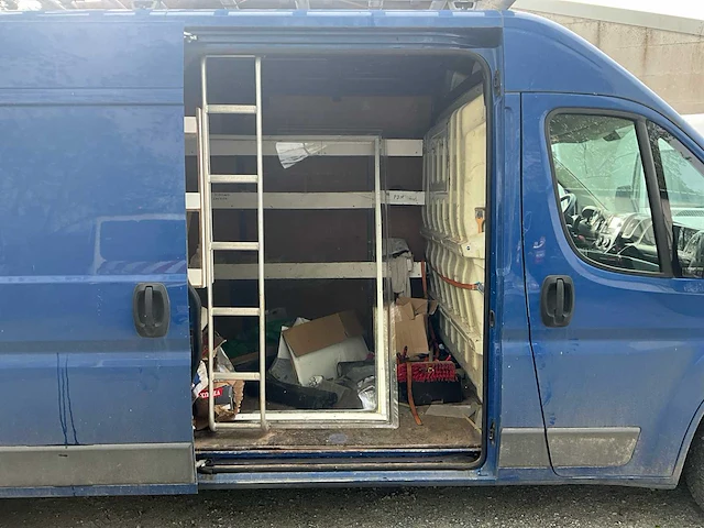 2015 peugeot boxer lichte vrachtwagen - afbeelding 26 van  48