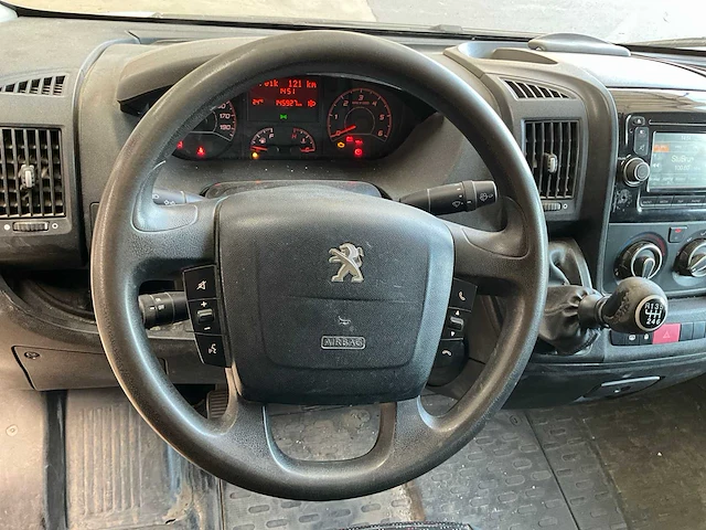 2015 peugeot boxer lichte vrachtwagen - afbeelding 13 van  39