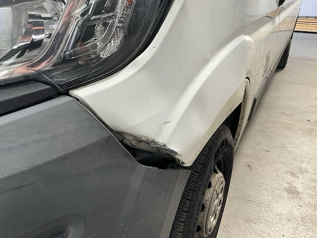 2015 peugeot boxer lichte vrachtwagen - afbeelding 23 van  39