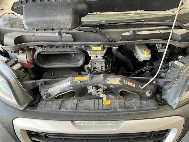 2015 peugeot boxer lichte vrachtwagen - afbeelding 34 van  39