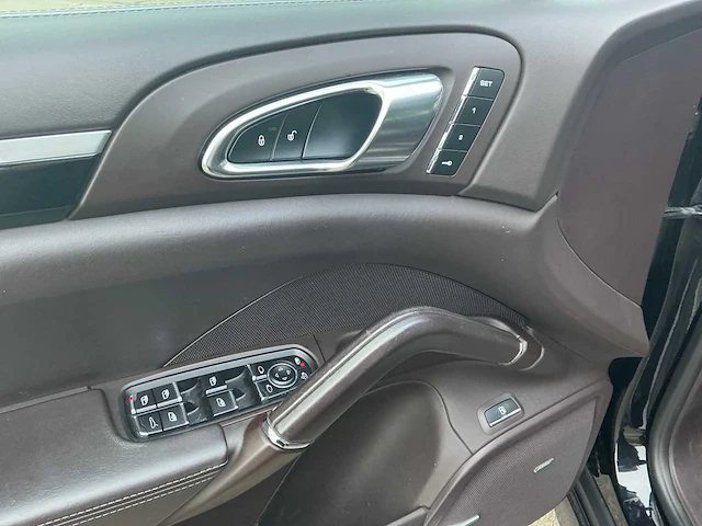 2015 porsche cayenne s e-hybrid - afbeelding 8 van  44