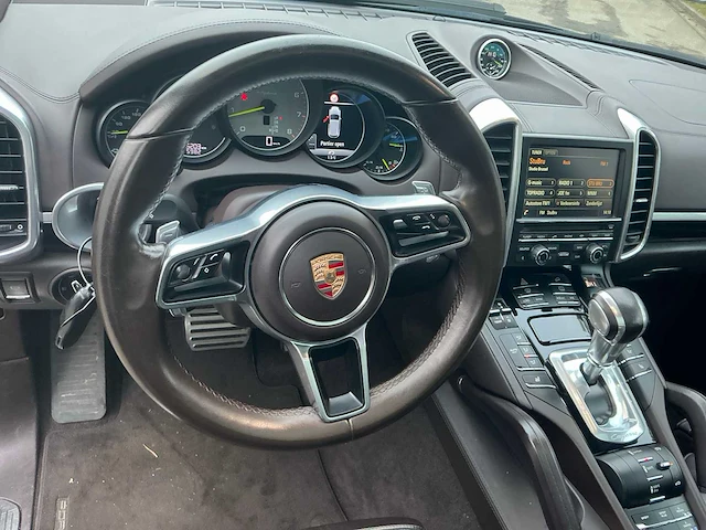 2015 porsche cayenne s e-hybrid - afbeelding 13 van  44