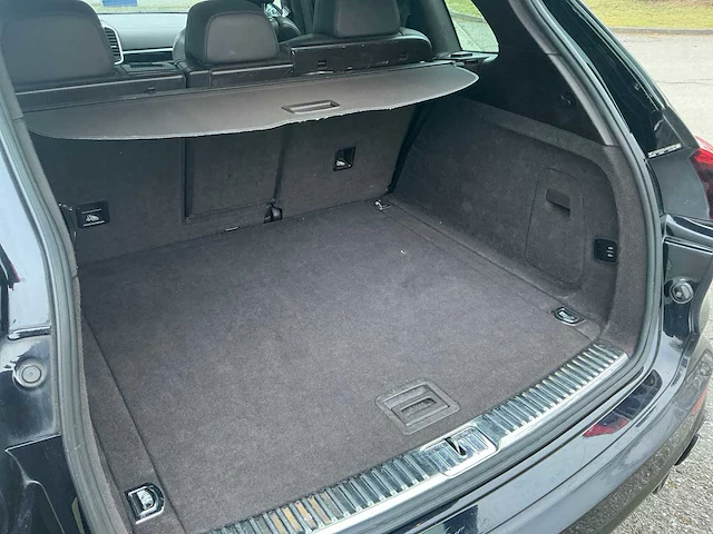 2015 porsche cayenne s e-hybrid - afbeelding 27 van  44