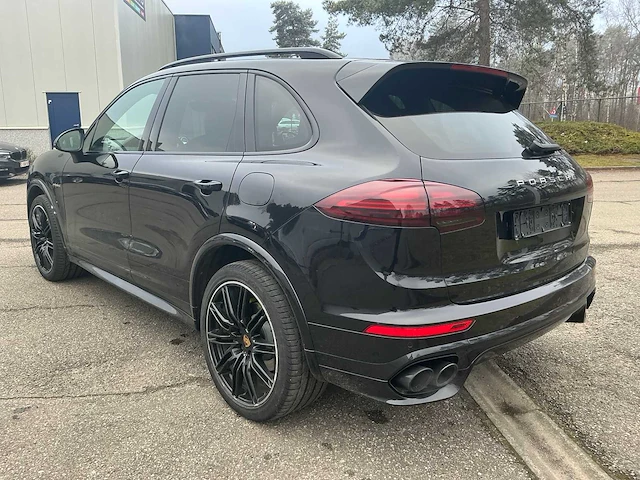 2015 porsche cayenne s e-hybrid - afbeelding 23 van  44