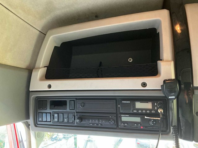 2015 renault t hb001 trekker en oplegger - afbeelding 39 van  64