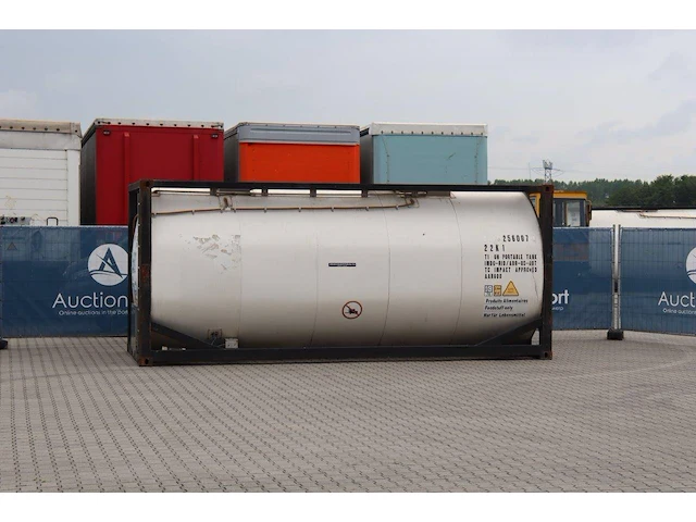 2015 singamas 20ft iso tankcontainer foodgrade - afbeelding 1 van  1