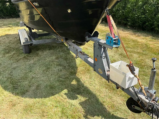 2015 slop liberty 520 motorboot - afbeelding 4 van  32