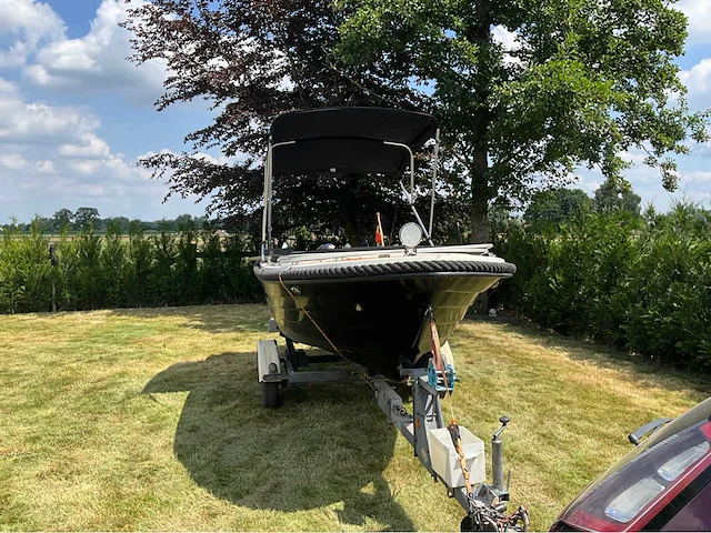 2015 slop liberty 520 motorboot - afbeelding 29 van  32