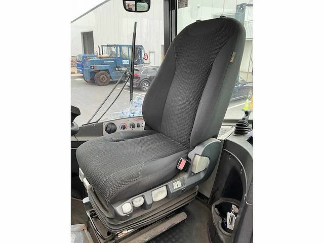 2015 terberg rt283 4x4 industriële trekker - afbeelding 10 van  29