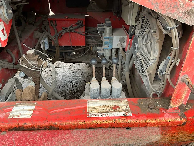 2015 terex finlay 595 zeefmachine - afbeelding 30 van  31