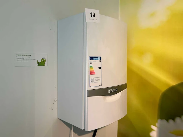 2015 vaillant ecotec plus condensatie gaswandketel - afbeelding 1 van  8