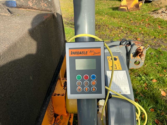 2015 vandaele tv250p houthakselaar - afbeelding 2 van  13