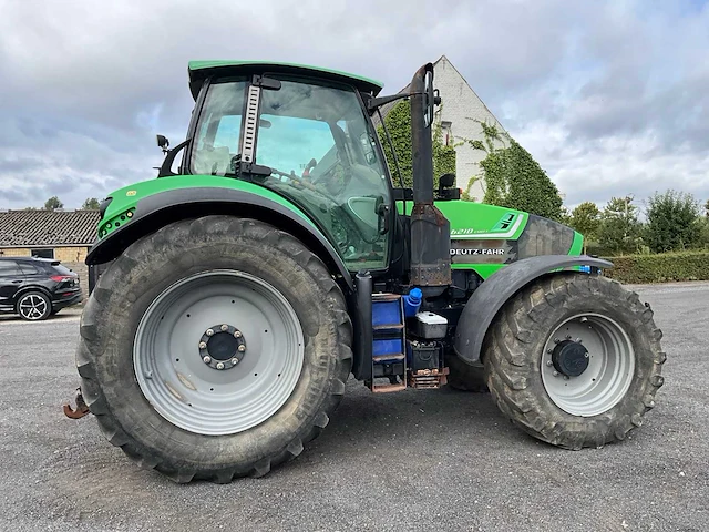 2015 vierwielaangedreven landbouwtractor - afbeelding 19 van  22