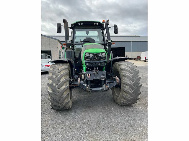 2015 vierwielaangedreven landbouwtractor - afbeelding 21 van  22