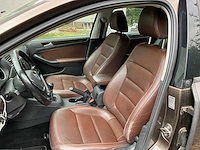 2015 volkswagen jetta personenauto - afbeelding 2 van  33