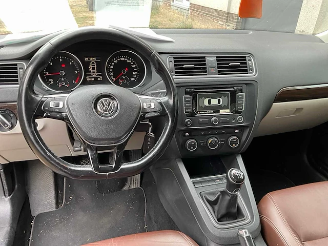 2015 volkswagen jetta personenauto - afbeelding 4 van  33