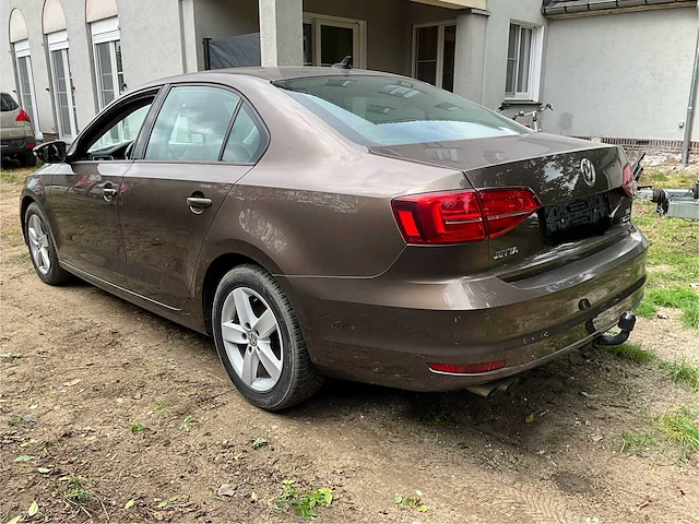 2015 volkswagen jetta personenauto - afbeelding 28 van  33