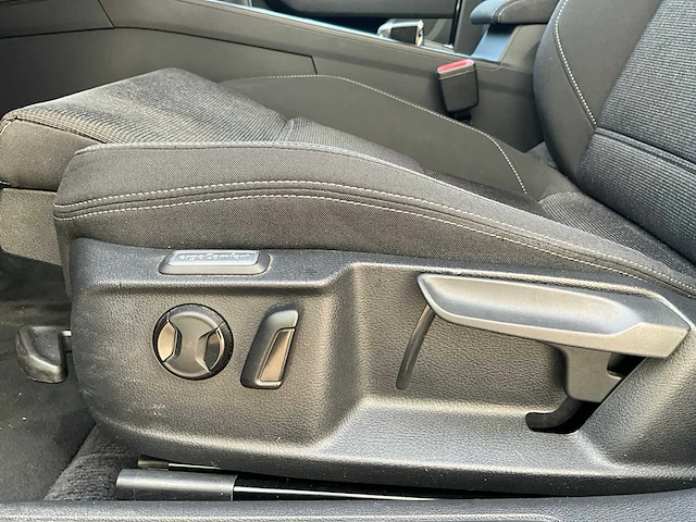 2015 volkswagen passat personenauto - afbeelding 8 van  24