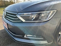 2015 volkswagen passat personenauto - afbeelding 16 van  24