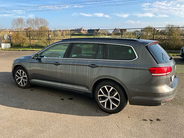 2015 volkswagen passat personenauto - afbeelding 23 van  24
