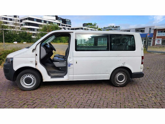 2015 volkswagen transporter kombi - afbeelding 39 van  45