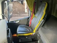 2015 volvo fh16 750 vrachtwagen (80 ton) - afbeelding 24 van  49