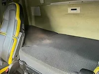 2015 volvo fh16 750 vrachtwagen (80 ton) - afbeelding 27 van  49