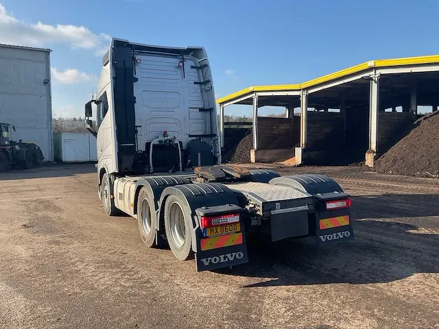2015 volvo fh16 750 vrachtwagen (80 ton) - afbeelding 47 van  49