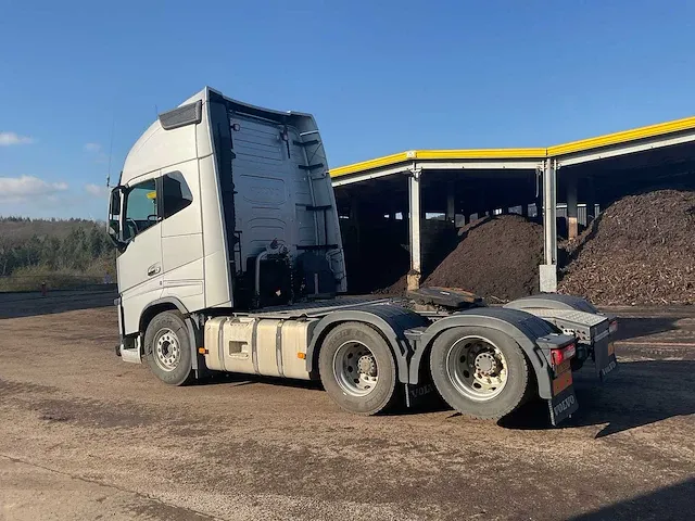 2015 volvo fh16 750 vrachtwagen (80 ton) - afbeelding 49 van  49