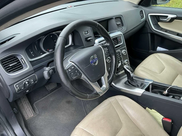 2015 volvo v60 cross country personenauto - afbeelding 2 van  26