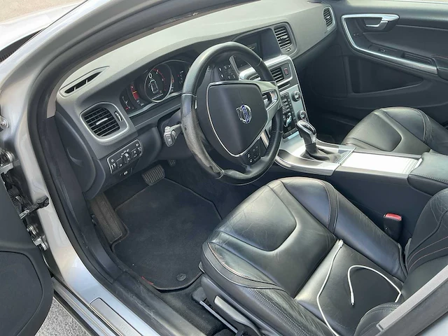 2015 volvo v60 d3 ocean race personenauto - afbeelding 2 van  22