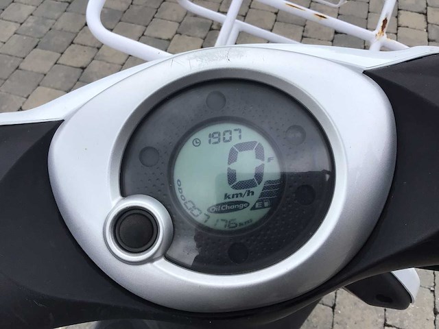 2015 yamaha yn50ft sa46 scooter - afbeelding 14 van  14