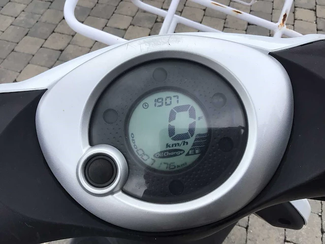 2015 yamaha yn50ft sa46 scooter - afbeelding 14 van  14